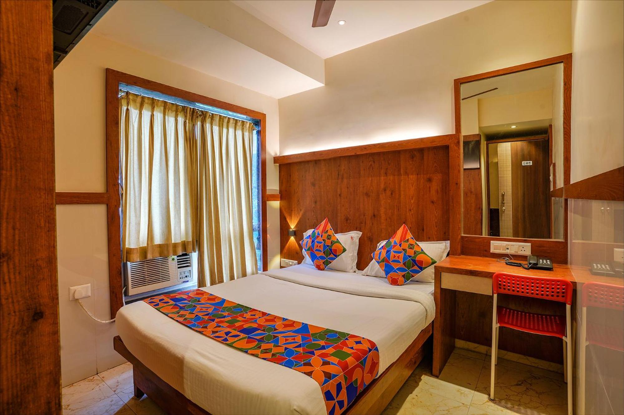 Fabexpress Super 7 Inn - Nr Rabale Station Navi Mumbai Eksteriør billede