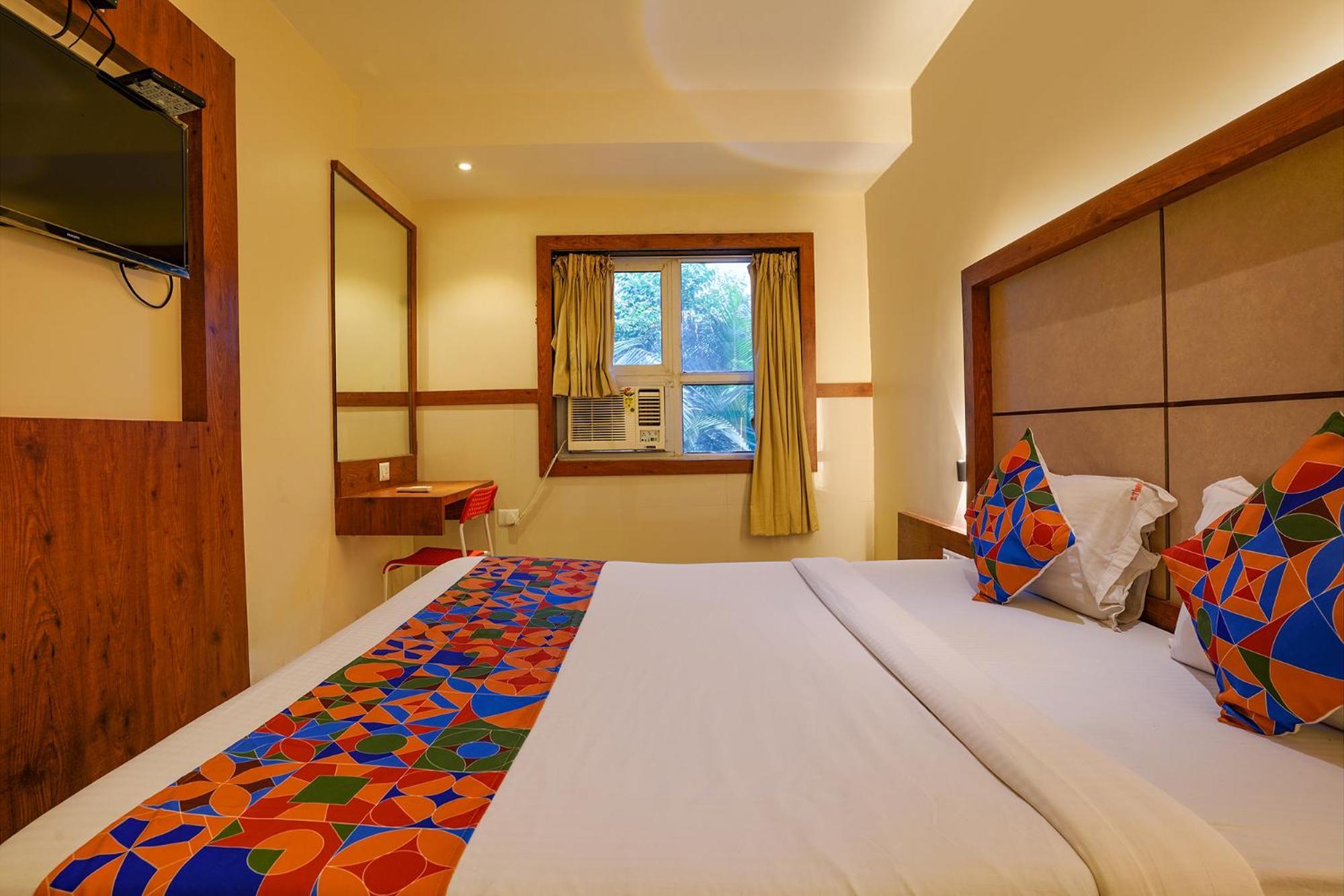Fabexpress Super 7 Inn - Nr Rabale Station Navi Mumbai Eksteriør billede